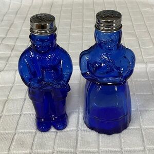 Cobalt Blue Glass Farmer Couple Salt and Pepper Shakers - Unbranded